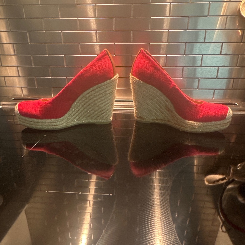 Nine West Red Espadrille